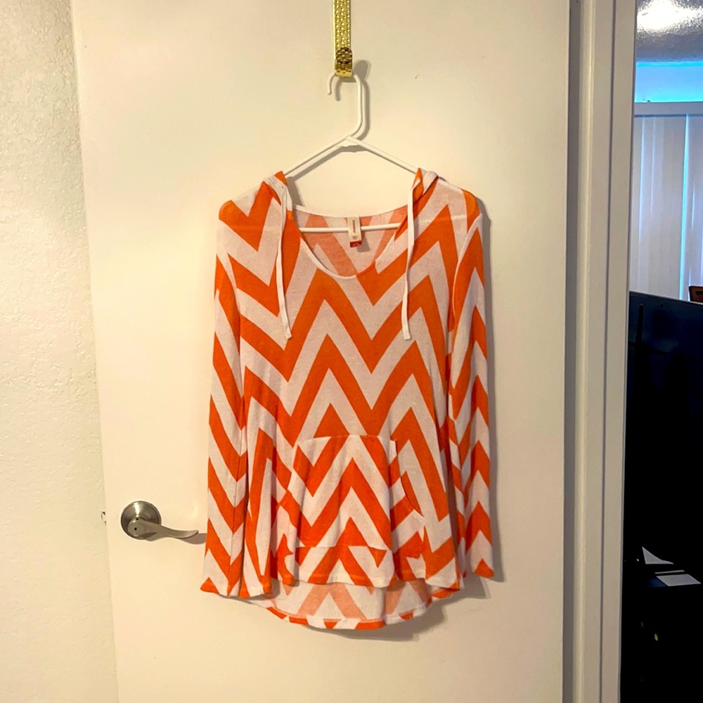 Long sleeved pullover